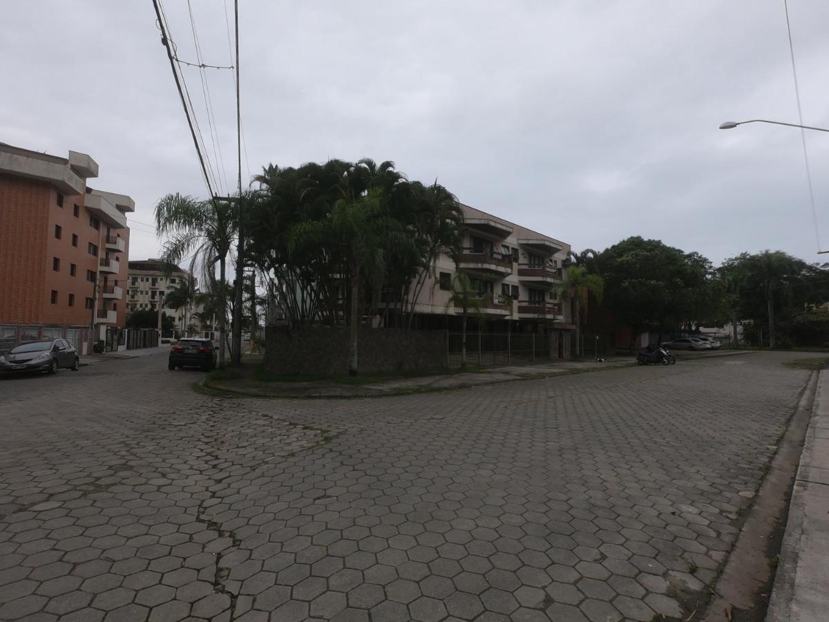 Апартаменты Excelente Localizacao, 400 Metros Da Praia Ar Condicionado E Wi-Fi Убатуба Экстерьер фото